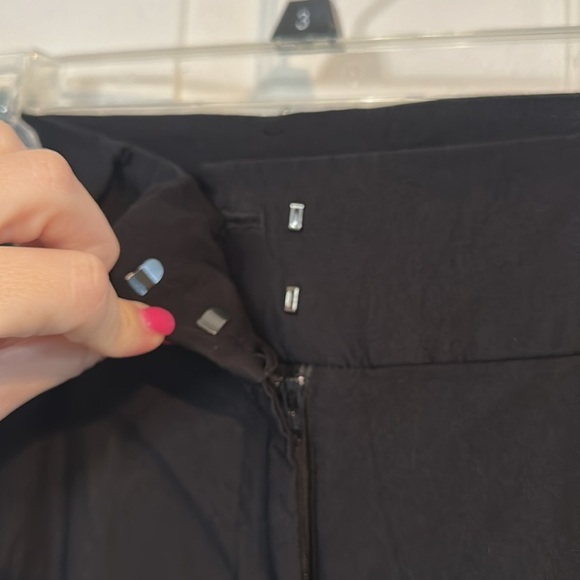 Lane Bryant Black Capri Size 14 - Picture 3 of 4